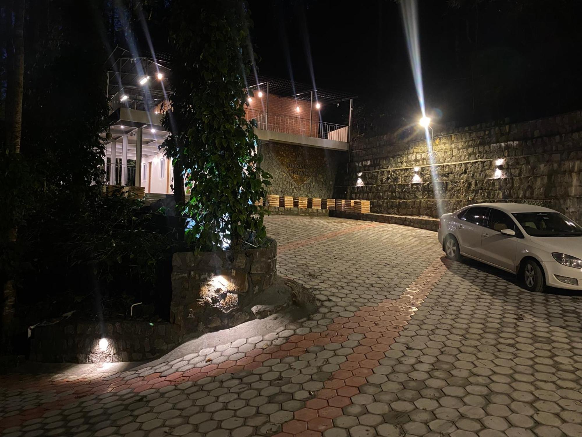 Hotel 100 Oaks Estate Yercaud Exterior foto
